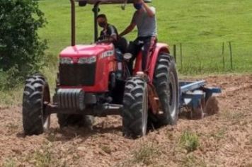 Foto - Prefeitura de Sagres em parceria com SENAR realizou curso de tratorista neste mês de Março.